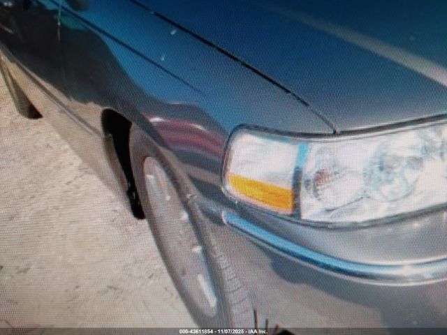 2004 LINCOLN TOWN CAR 1LNHM83W84Y609796 Photo 5