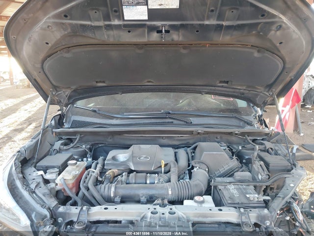 JTJYARBZ3J2105246 Lexus NX 300