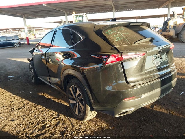 JTJYARBZ3J2105246 Lexus NX 300
