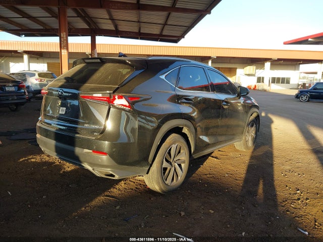 JTJYARBZ3J2105246 Lexus NX 300