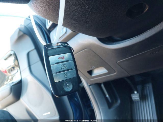 2019 KIA NIRO KNDCE3LC6K5282690 Photo 10