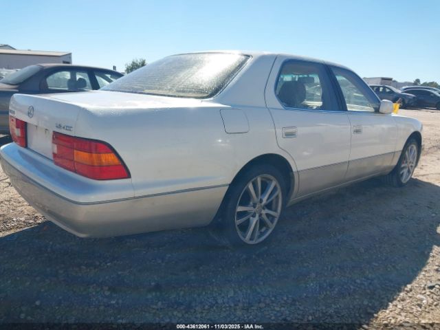 1998 LEXUS LS 400 JT8BH28F6W0128160 Photo 3
