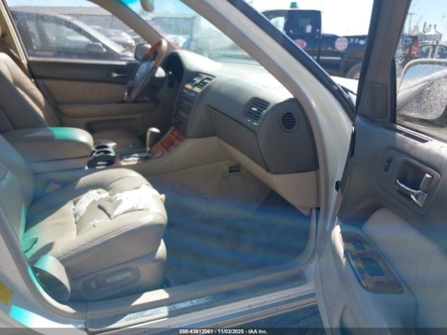 1998 LEXUS LS 400 JT8BH28F6W0128160 Photo 4