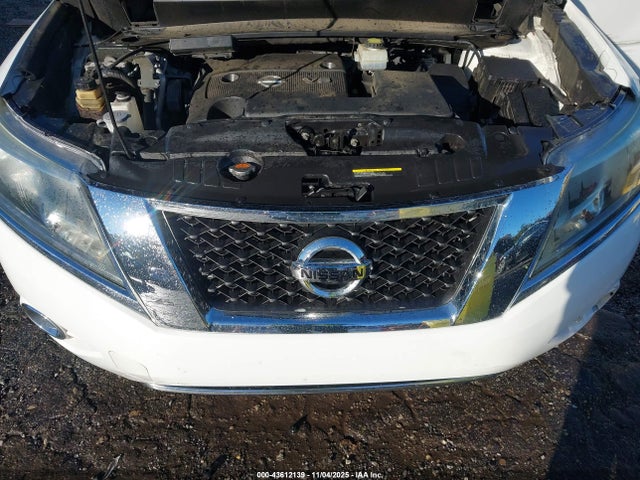 Продажа на аукционе авто 2014 Nissan Pathfinder Platinum, vin: 5N1AR2MN8EC652250, номер лота: 43612139