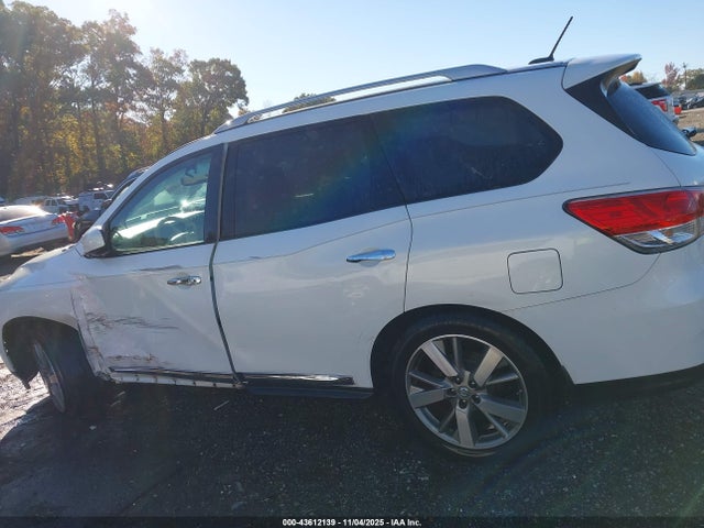 Продажа на аукционе авто 2014 Nissan Pathfinder Platinum, vin: 5N1AR2MN8EC652250, номер лота: 43612139