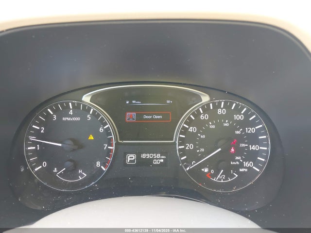 Продажа на аукционе авто 2014 Nissan Pathfinder Platinum, vin: 5N1AR2MN8EC652250, номер лота: 43612139