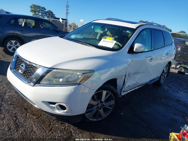 Продажа на аукционе авто 2014 Nissan Pathfinder Platinum, vin: 5N1AR2MN8EC652250, номер лота: 43612139