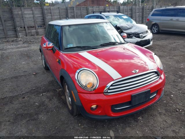2011 MINI COOPER WMWSU3C54BT095862