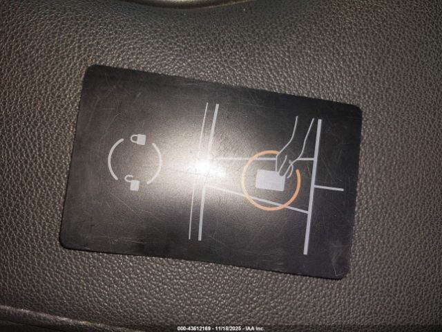 2023 TESLA MODEL Y 7SAYGDEE6PF840065 Photo 10