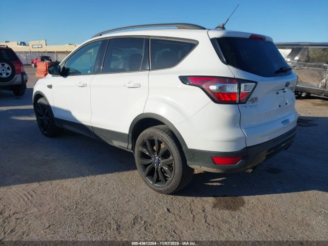 2018 FORD ESCAPE 1FMCU0HD6JUC48199 Photo 2