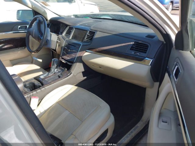 2015 LINCOLN MKS 1LNHL9DK8FG607141 Photo 4