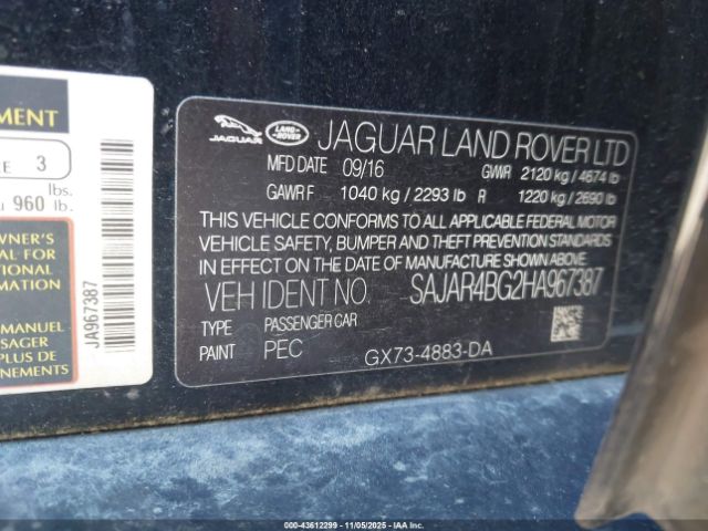 2017 JAGUAR XE SAJAR4BG2HA967387 Photo 8