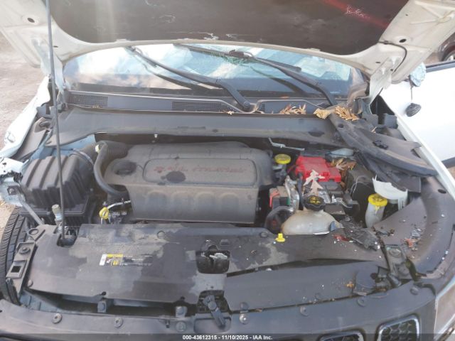 2019 JEEP COMPASS 3C4NJDBB6KT665175 Photo 9