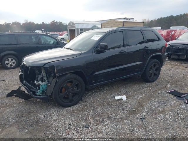 1C4RJFAG8JC352620 Jeep Grand Cherokee Upland 4x4