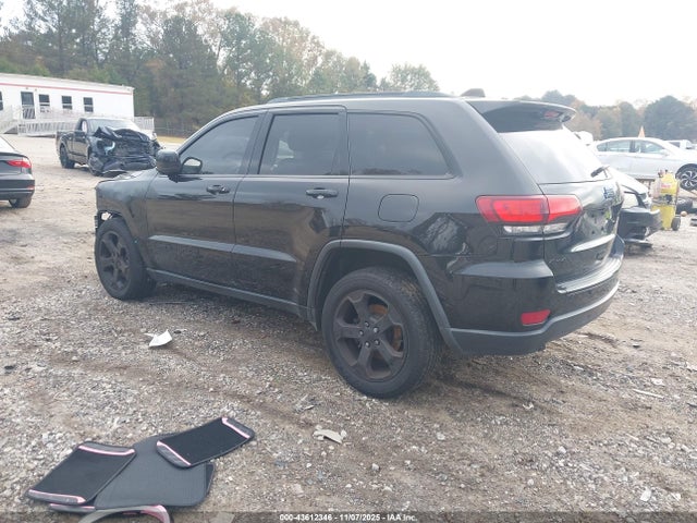1C4RJFAG8JC352620 Jeep Grand Cherokee Upland 4x4