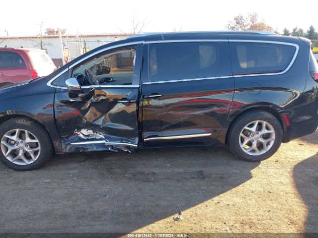 2019 CHRYSLER PACIFICA 2C4RC1GG0KR721516 Photo 5