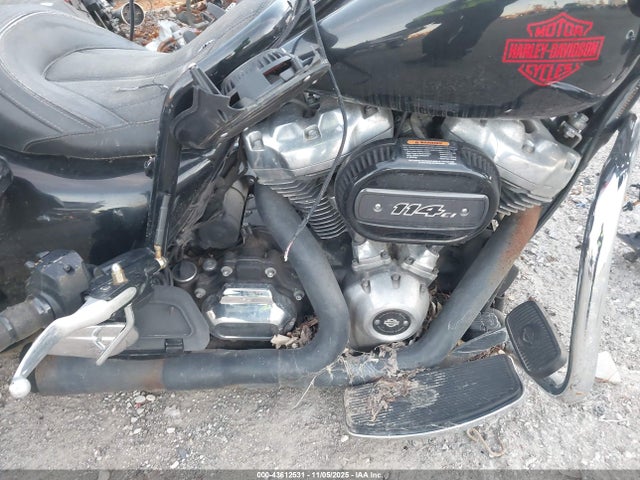 2019 HARLEY-DAVIDSON FLHT 1HD1FVC20KB648960 Photo 7