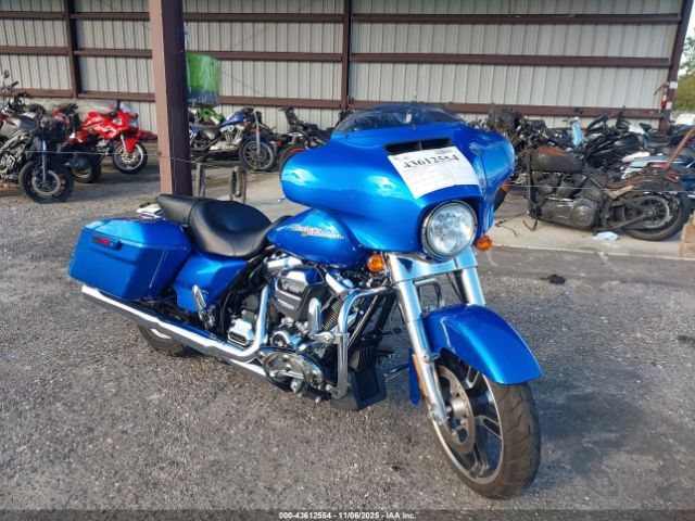 2018 HARLEY-DAVIDSON FLHX 1HD1KBC10JB680114