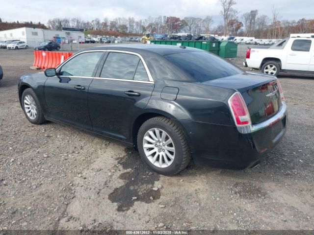 2014 CHRYSLER 300 2C3CCAAG0EH272898 Photo 2