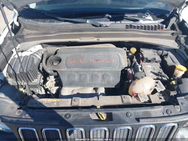 2017 JEEP RENEGADE ZACCJBBB8HPF12129 Photo 9