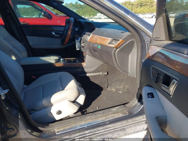 2013 MERCEDES-BENZ E 350 WDDHF5KB1DA727571 Photo 4