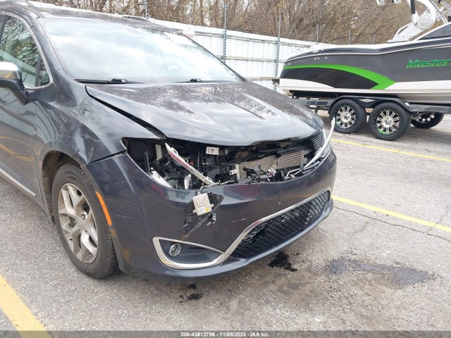 Продаж на аукціоні авто 2020 Chrysler Pacifica Limited, vin: 2C4RC1GG1LR262921, номер лоту: 43612796