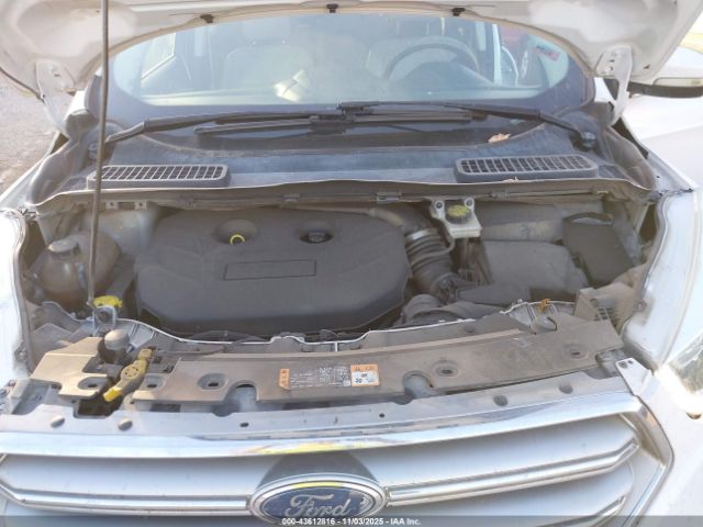 2017 FORD ESCAPE 1FMCU0J92HUC04815 Photo 9