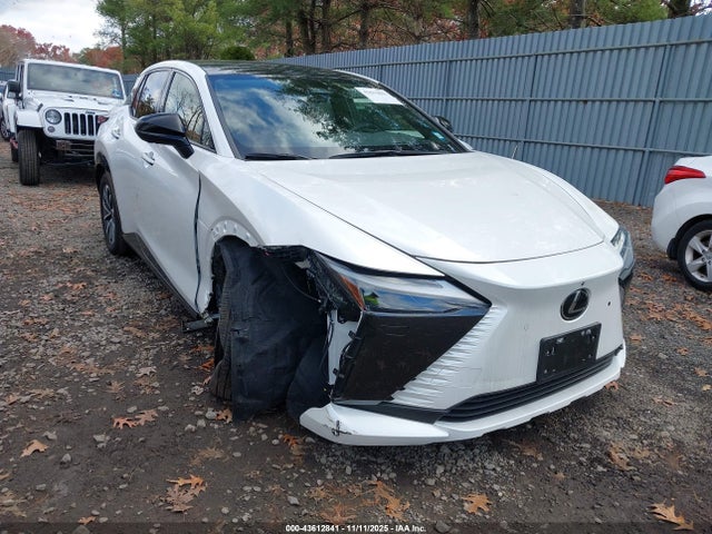 2024 LEXUS RZ 450E JTJAAAAB8RA026423