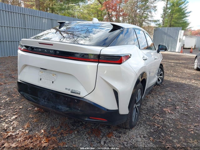 2024 LEXUS RZ 450E JTJAAAAB8RA026423 Photo 3