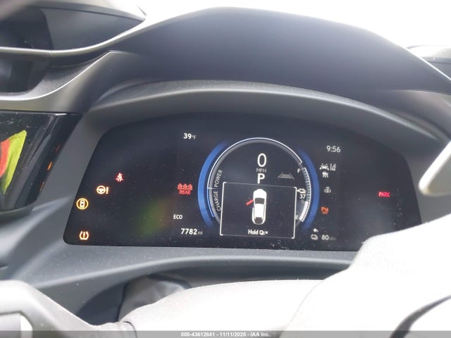 2024 LEXUS RZ 450E JTJAAAAB8RA026423 Photo 6