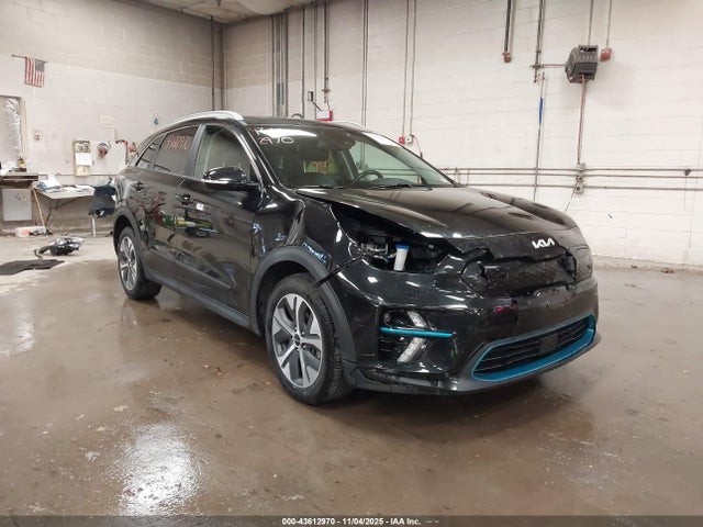 2022 KIA NIRO EV KNDCE3LG2N5144118