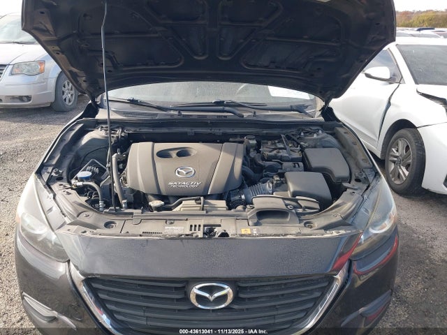 Aukcja sprzedaży 2017 Mazda Mazda3 4-door Sport, vin: 3MZBN1U77HM157523, numer aukcji: 43613041