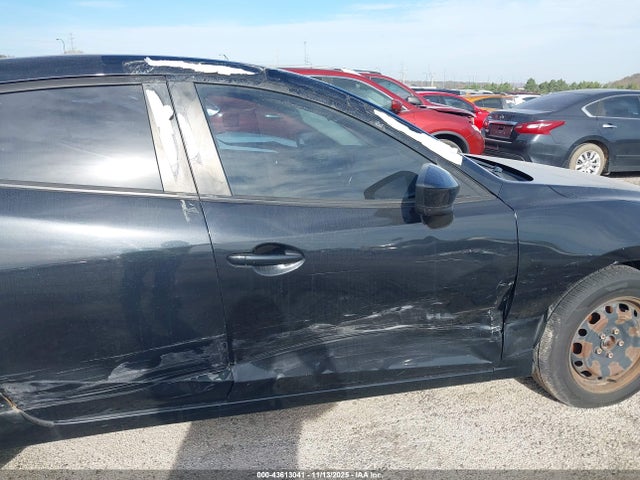 Aukcja sprzedaży 2017 Mazda Mazda3 4-door Sport, vin: 3MZBN1U77HM157523, numer aukcji: 43613041