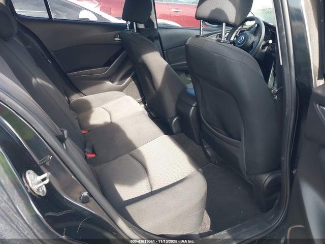 Aukcja sprzedaży 2017 Mazda Mazda3 4-door Sport, vin: 3MZBN1U77HM157523, numer aukcji: 43613041