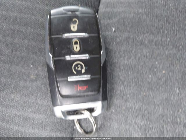 2022 RAM 1500 1C6SRFFT9NN385823 Photo 10