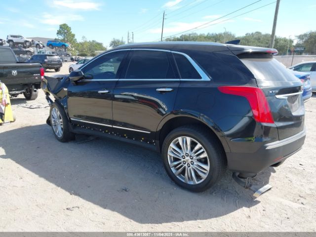 2019 CADILLAC XT5 1GYKNERS1KZ139767 Photo 2