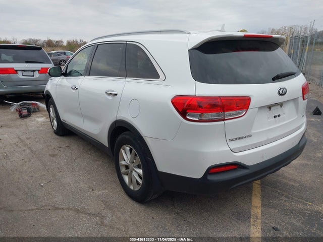 2016 KIA SORENTO 5XYPGDA59GG027391 Photo 2