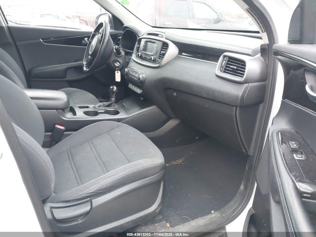 2016 KIA SORENTO 5XYPGDA59GG027391 Photo 4
