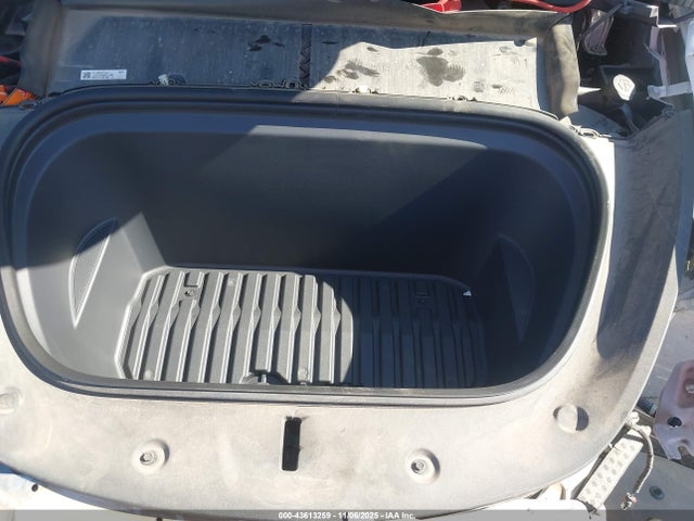 2023 TESLA MODEL Y 7SAYGDEE9PA076306 Photo 9