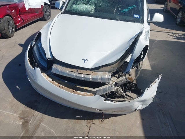 2023 TESLA MODEL Y 7SAYGDEE9PA076306 Photo 5