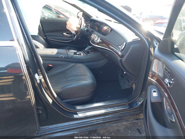 2018 MERCEDES-BENZ S 560 WDDUG8GB4JA380951 Photo 4