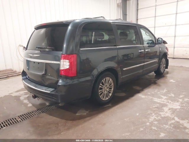 2C4RC1CG8ER192259 Chrysler Town &amp; Country Touring-l 30th Anniversary