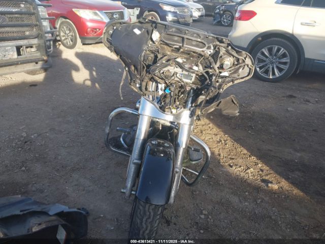 2020 HARLEY-DAVIDSON FLHX 1HD1KBC1XLB669737 Photo 4