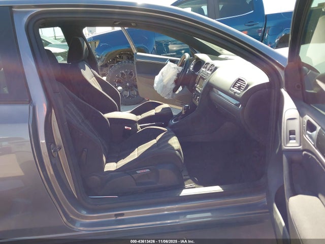 Продажа на аукционе авто 2012 Volkswagen Gti 2-door, vin: WVWFD7AJ8CW135856, номер лота: 43613426