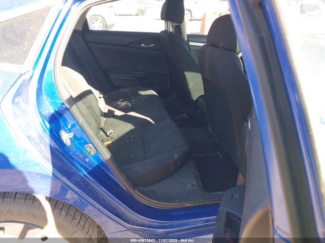 19XFC2F58JE040142 Honda Civic Lx