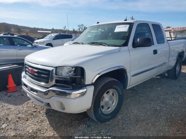 2004 GMC SIERRA 1500 2GTEK19T541254414 Photo 1