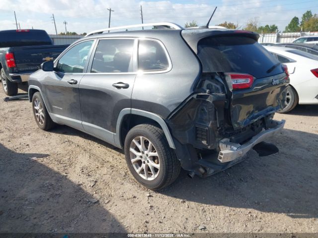 2017 JEEP CHEROKEE 1C4PJLCB0HW549376 Photo 2