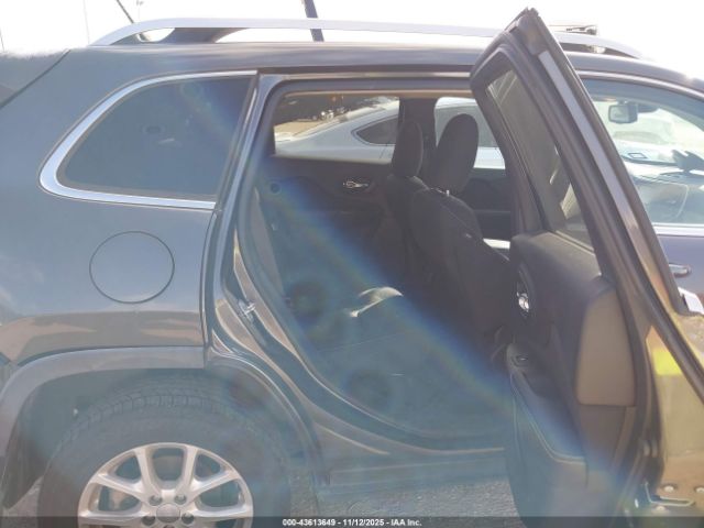 2017 JEEP CHEROKEE 1C4PJLCB0HW549376 Photo 7