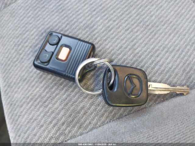 2001 MAZDA TRIBUTE 4F2YU08111KM21073 Photo 10