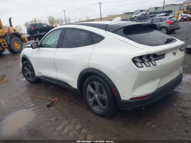 2021 FORD MUSTANG MACH-E 3FMTK1SS5MMA20013 Photo 2